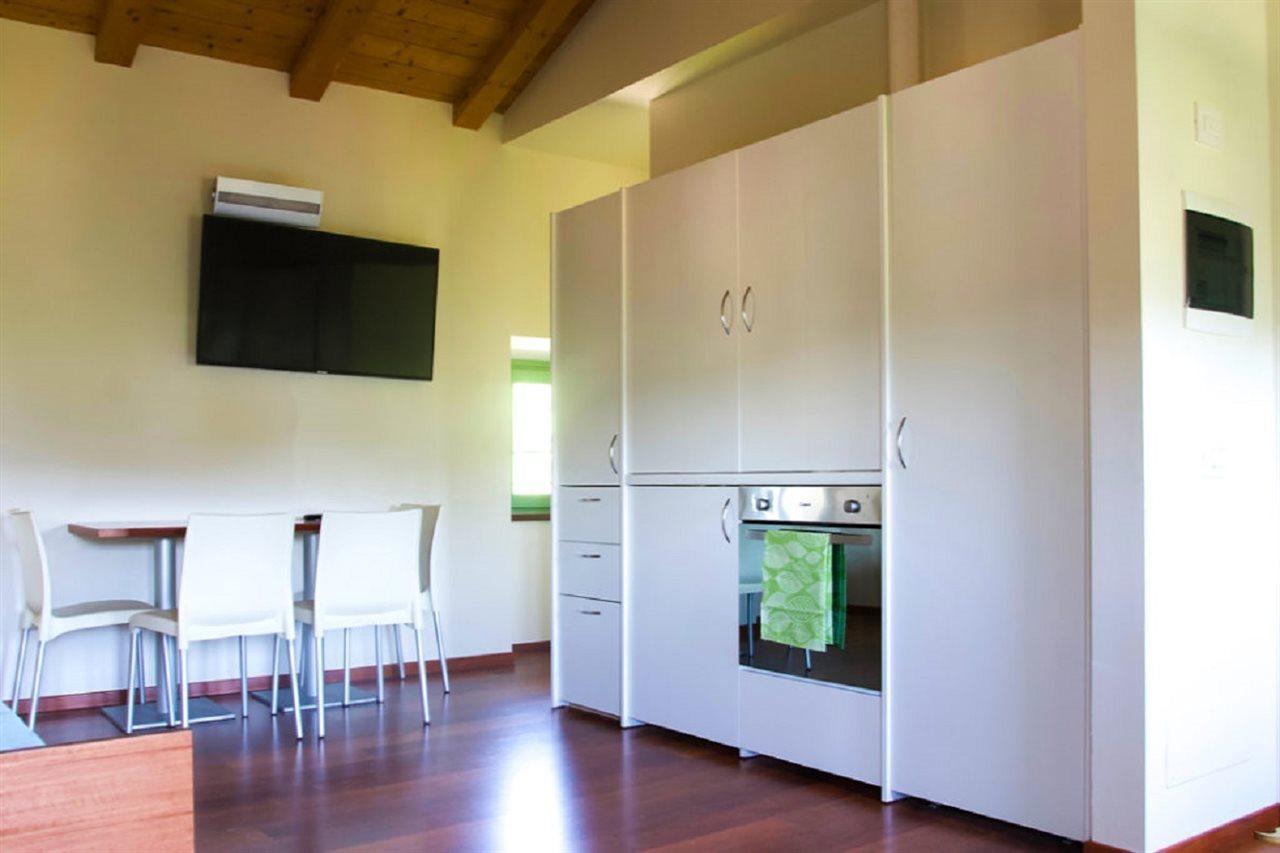 Residence Delle Tre Corone Trescore Balneario Exteriör bild