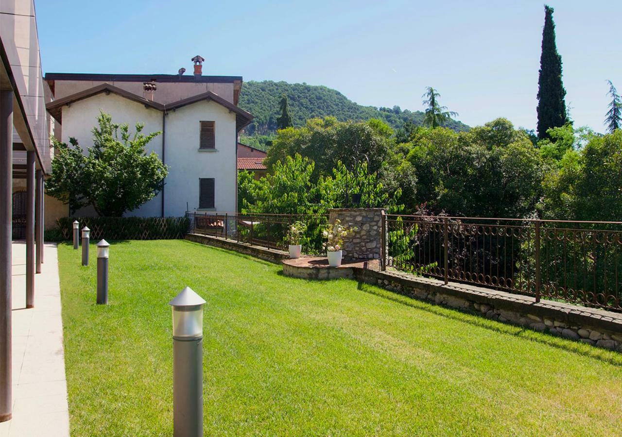 Residence Delle Tre Corone Trescore Balneario Exteriör bild